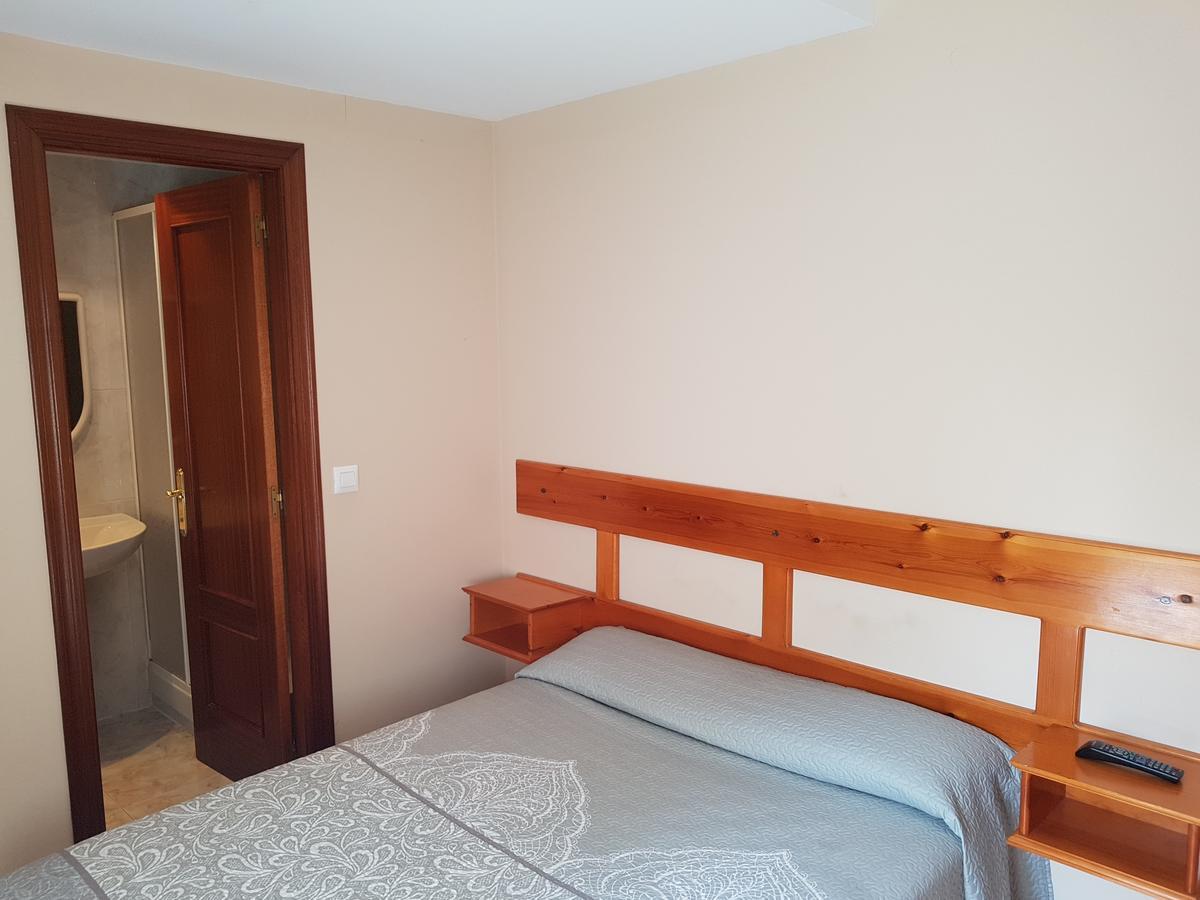 Pension Arenal Сан-Висенте-де-ла-Баркера Экстерьер фото